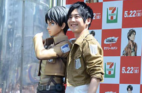 土豪级享受 《进击的巨人》推172万日元限量版等身模型