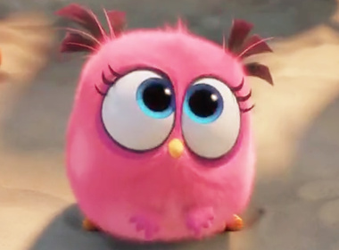 咱们的祖先是恐龙！咱们疯起来连自己都害怕！《愤怒的小鸟》电影最新预告片释出